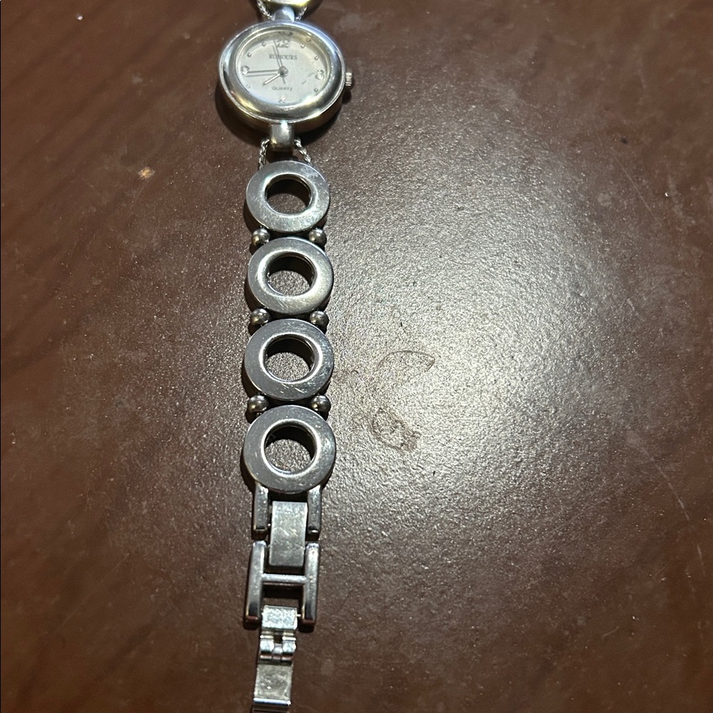 Signed Rumours Silver Tone Watch! - image 9